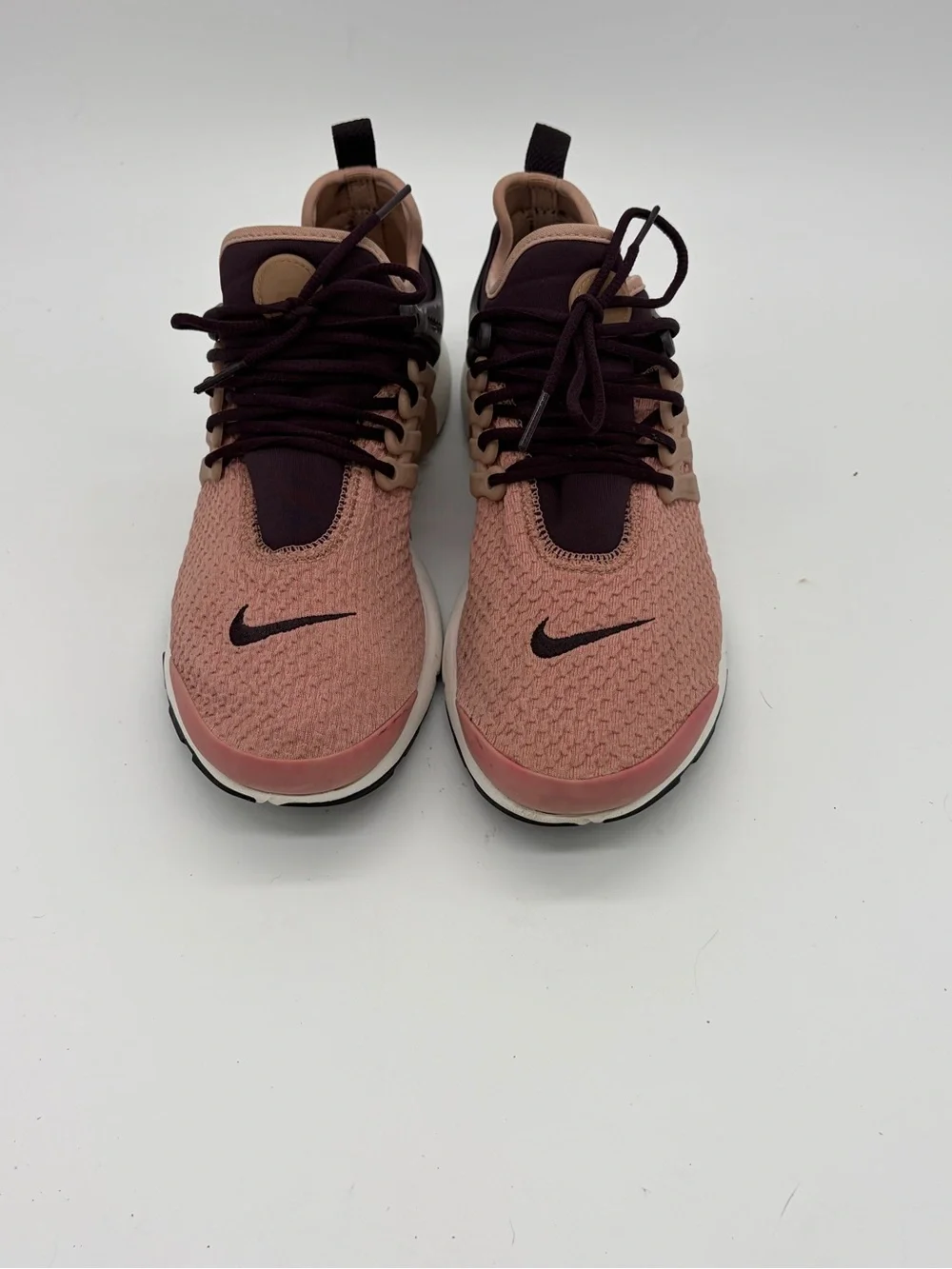Nike lightweight knit